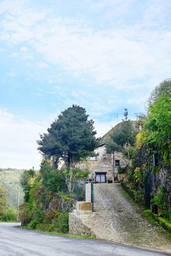 Villa Casa do Penedo Gerês à Terras de Bouro Extérieur photo